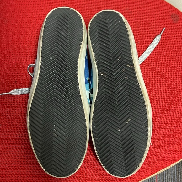 Golden Goose Superstars - Picture 7 of 8